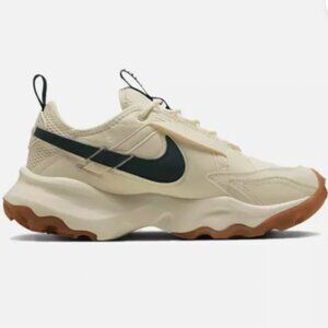 Unisex Nike TC 7900 Pale Ivory Armory Navy W